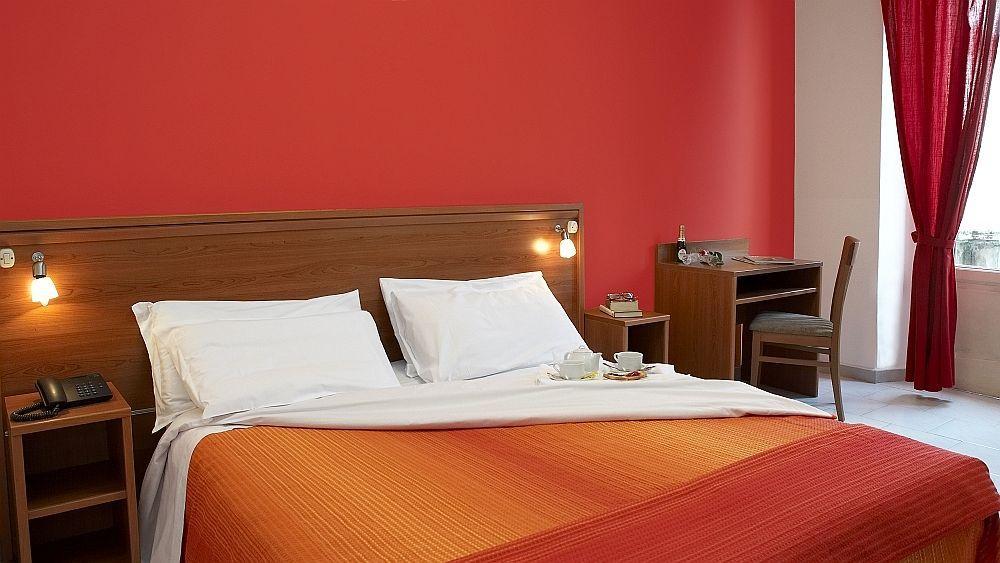 Hotel Trentina Milan Exterior photo